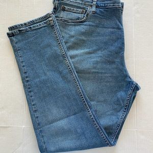 Old Navy Athletic Fit jeans men size 38x32